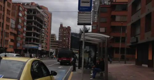 PARADERO SITP AVENIDA CARRERA 7  373A00